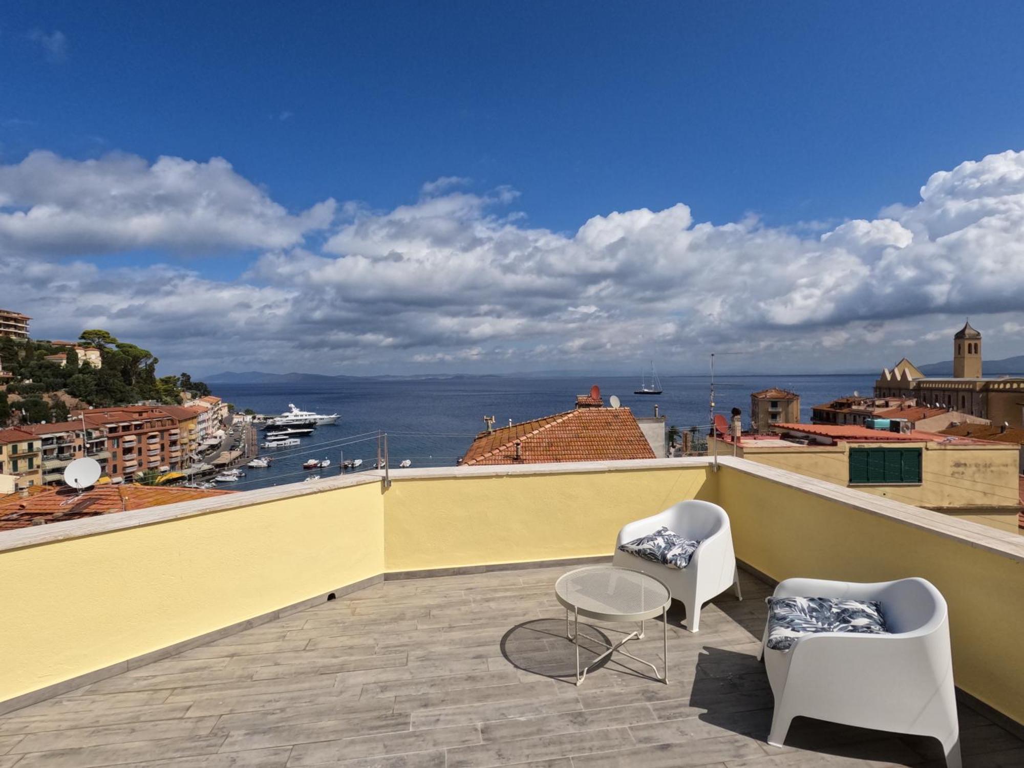 Hotel Week End Porto Santo Stefano  Exterior photo
